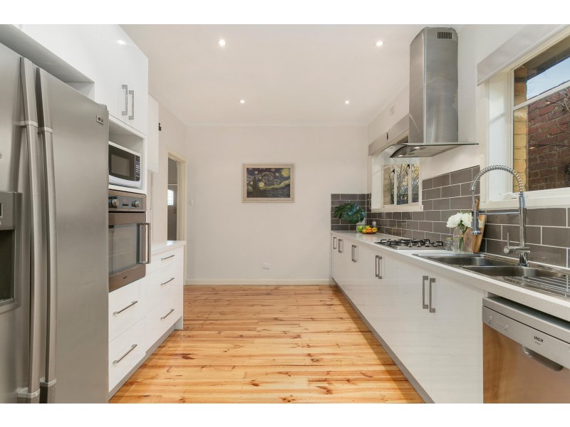 10 Austin Street, Mitcham VIC 3132