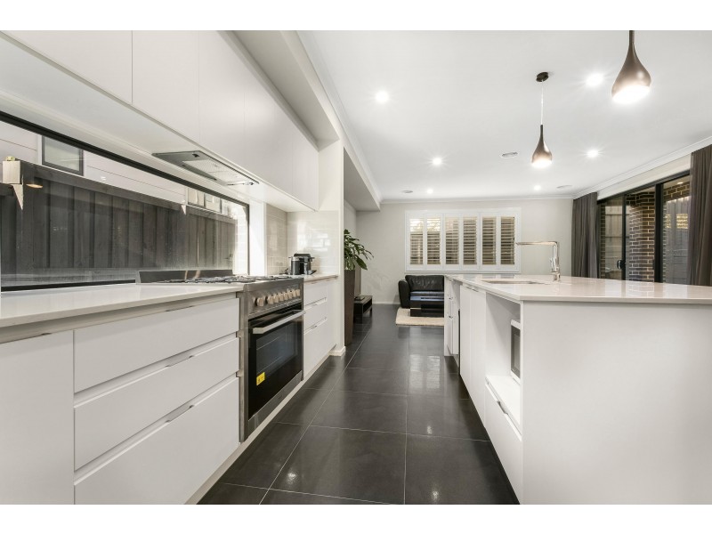 5 Archer Grove, Doncaster VIC 3108