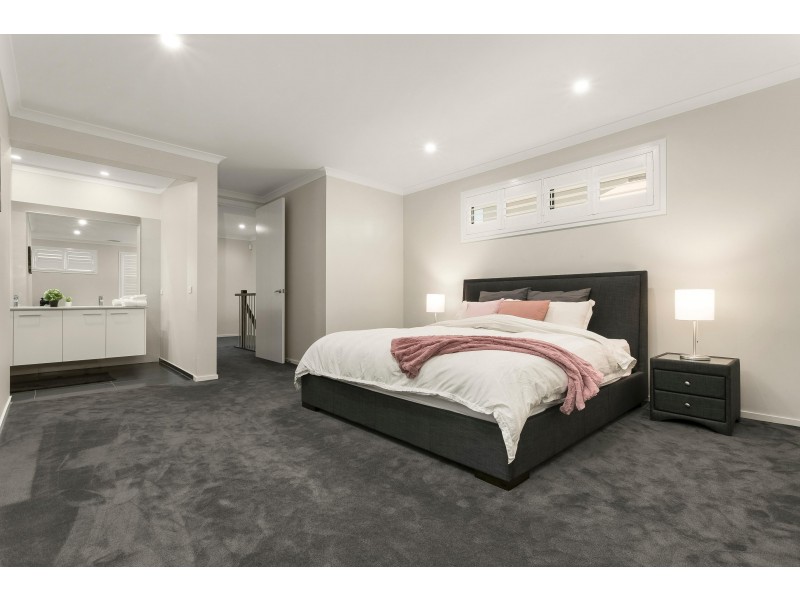 5 Archer Grove, Doncaster VIC 3108