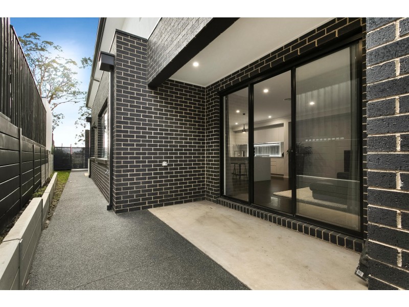 5 Archer Grove, Doncaster VIC 3108