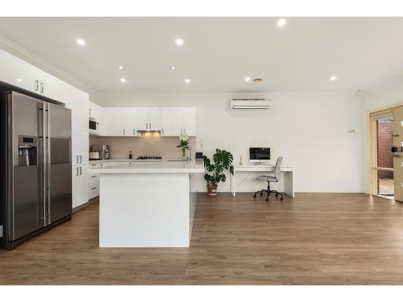 2/22 Alice Street, Clayton VIC 3168