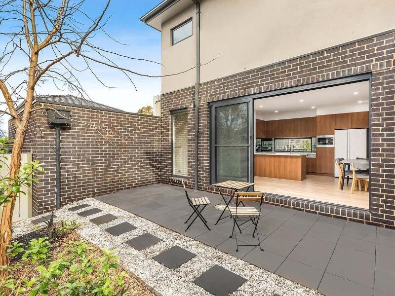 1/10 Carween Avenue, Mitcham VIC 3132