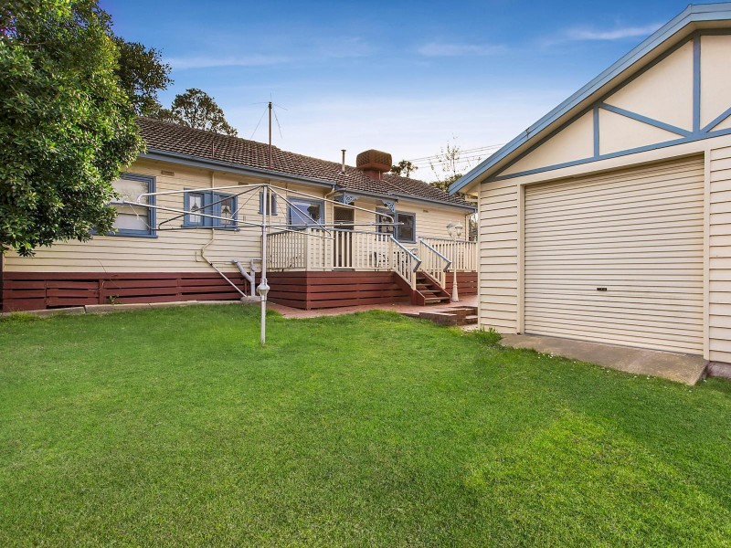 1 Kinkora Road, Blackburn VIC 3130