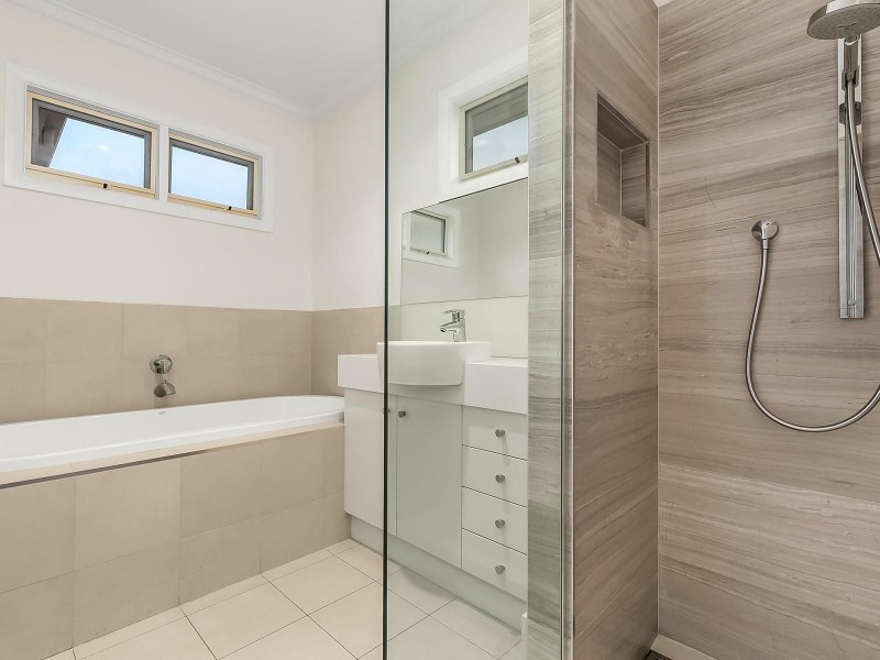 1/111 Eley Road, Box Hill South VIC 3128