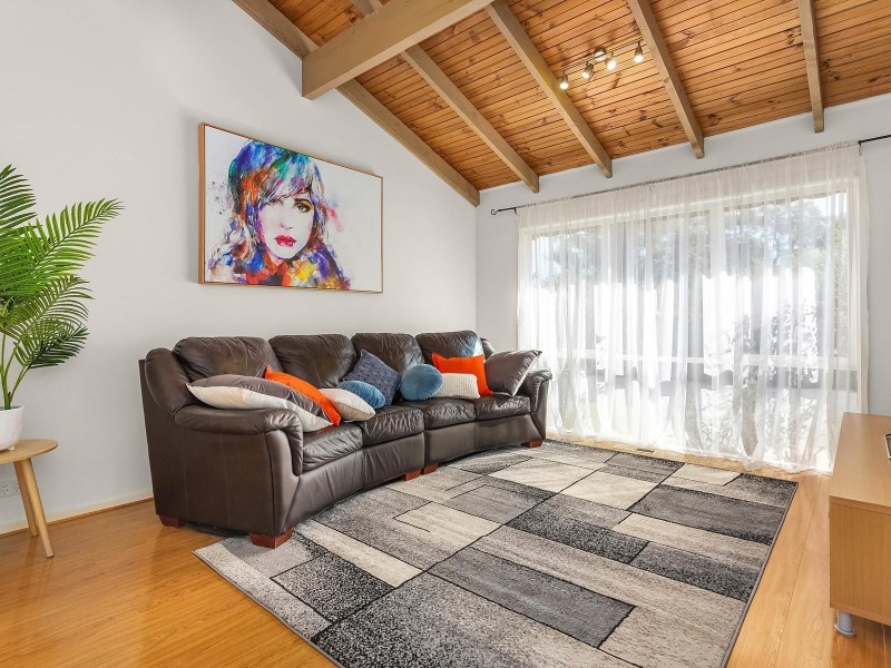 1 Debson Close, Boronia VIC 3155