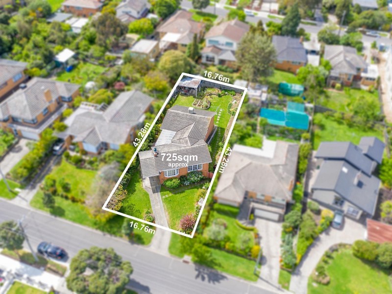 14 Gifford Road, Doncaster VIC 3108