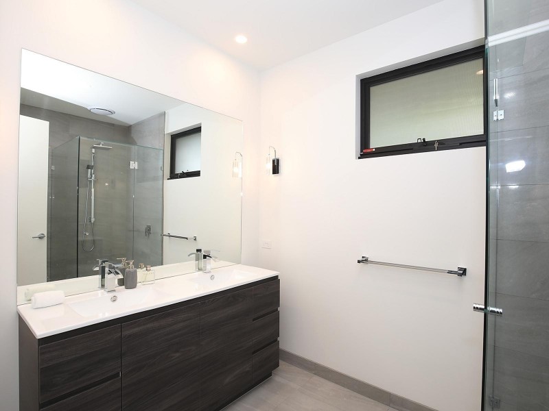 1/1 Woodlea Street, Doncaster East VIC 3109