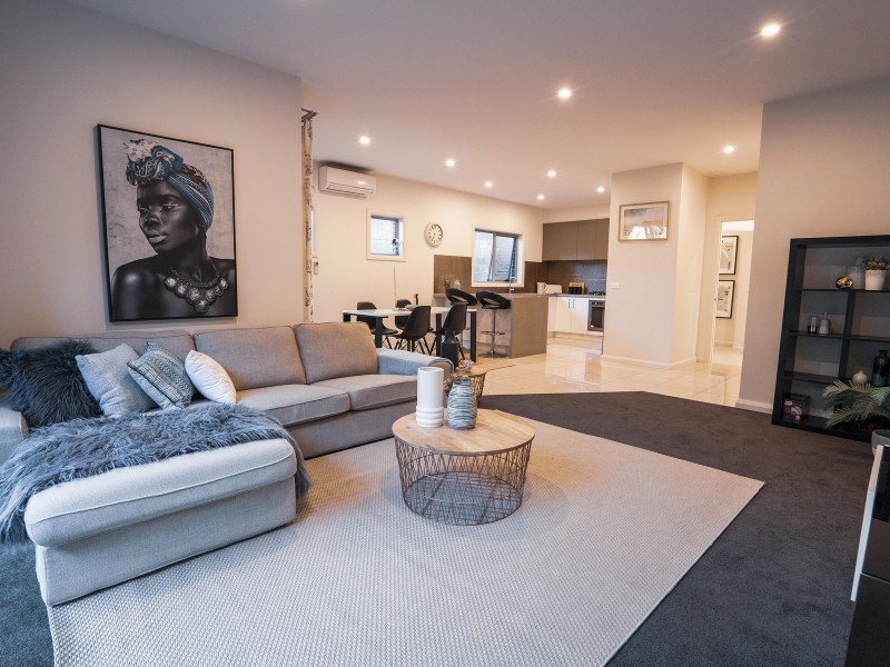 33 Devon Drive, Doncaster East VIC 3109