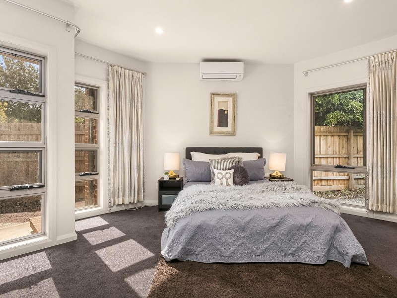 33 Devon Drive, Doncaster East VIC 3109