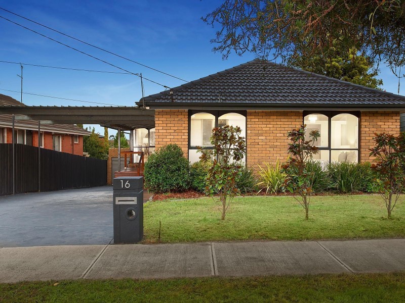 16 O’Brien Crescent, Blackburn South VIC 3130