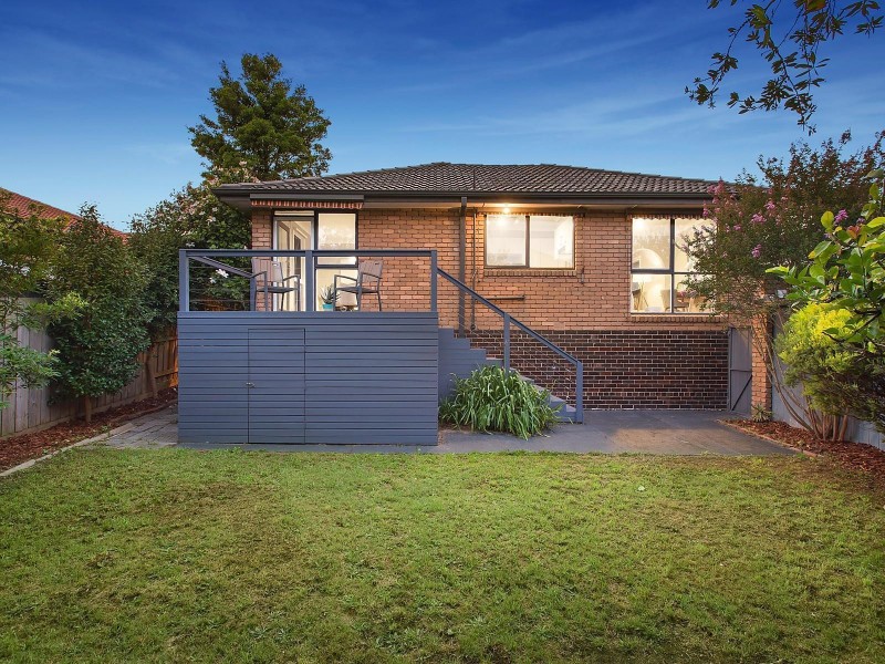 16 O’Brien Crescent, Blackburn South VIC 3130