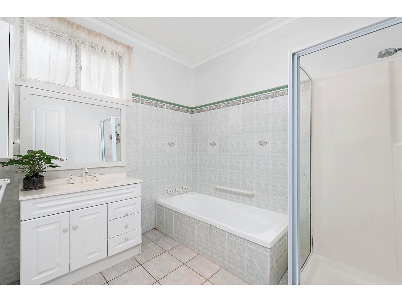 1/450 Ryrie Street, East Geelong VIC 3219