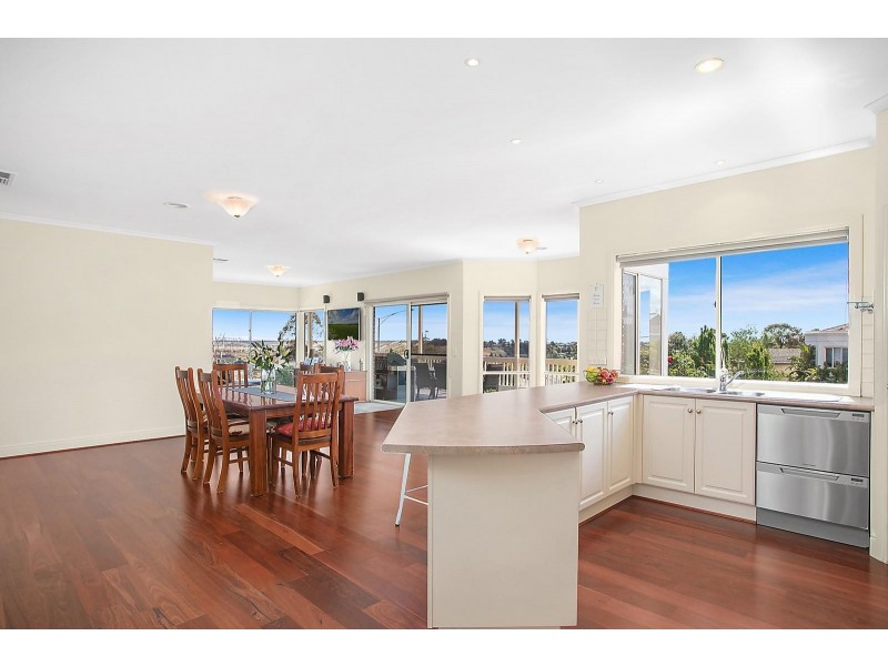 4 Horizon Court, Highton VIC 3216