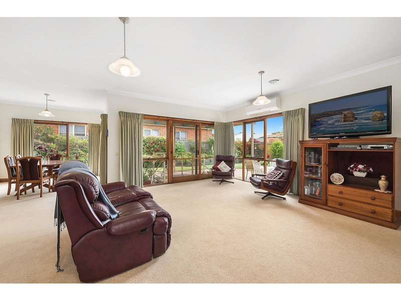 17 Burdekin Road, Highton VIC 3216