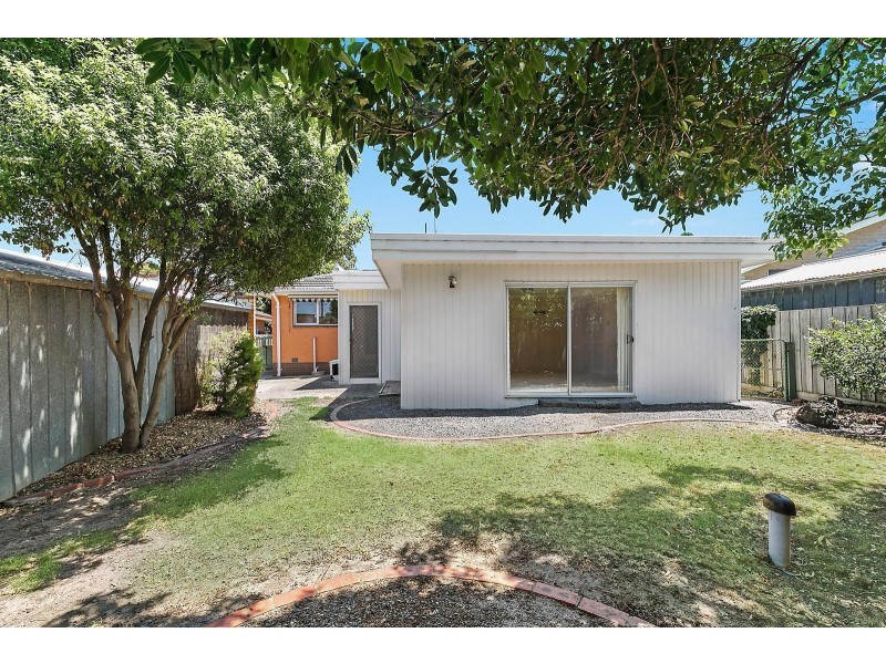 6 Charles Street, Belmont VIC 3216