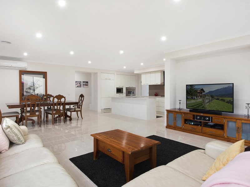 17 Basford Court, Marshall VIC 3216