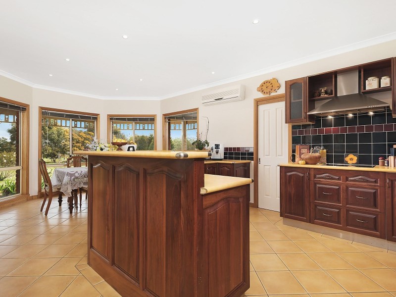 50 Braemar Court, Lovely Banks VIC 3221