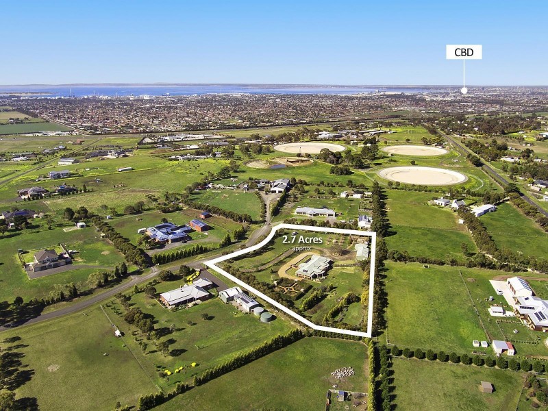 50 Braemar Court, Lovely Banks VIC 3221