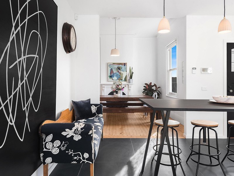 19 Roebuck Street, Newtown VIC 3220