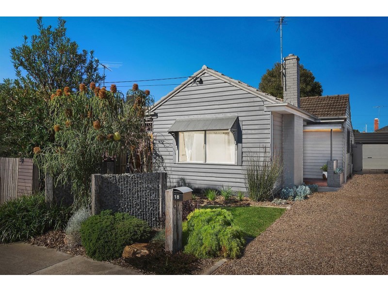 18 Bendigo Street, Geelong West VIC 3218