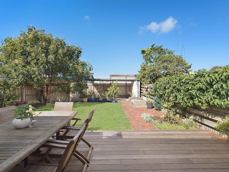 9 Preston Street, Geelong West VIC 3218