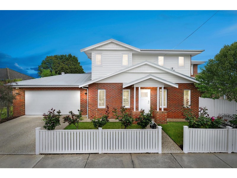 1B Carmichael Avenue, Newtown VIC 3220