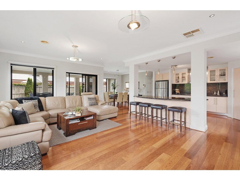 15 Janmar Court, Grovedale VIC 3216