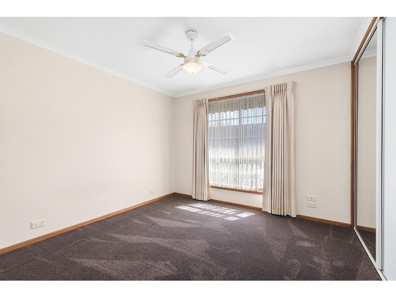 2/11 Corang Avenue, Grovedale VIC 3216