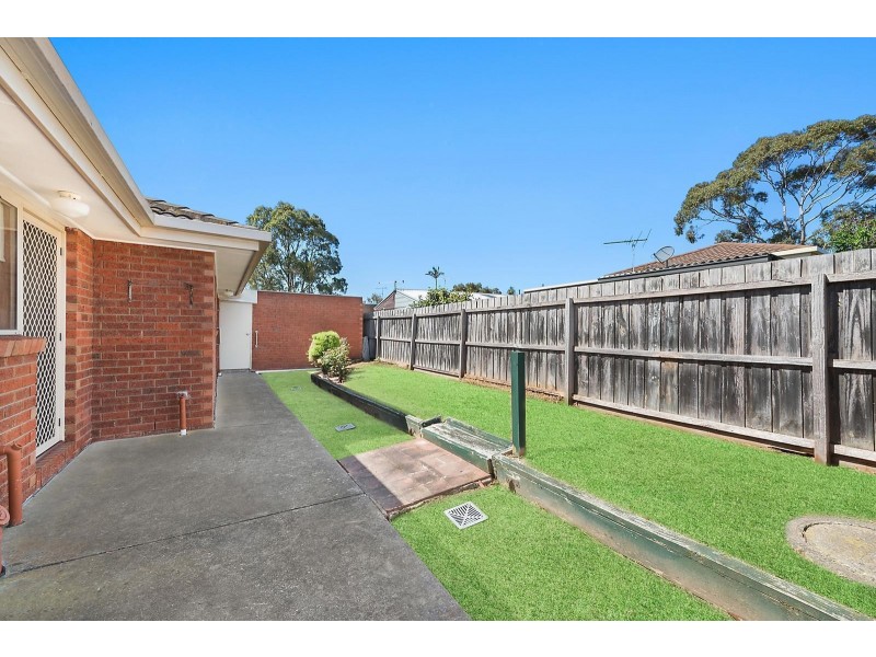 2/11 Corang Avenue, Grovedale VIC 3216