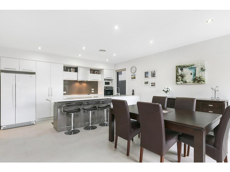 1/24 St David Street, Rippleside VIC 3215