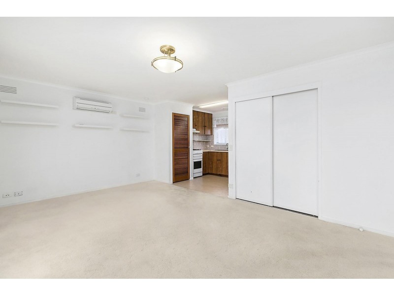 2/15 Bostock Avenue, Manifold Heights VIC 3218