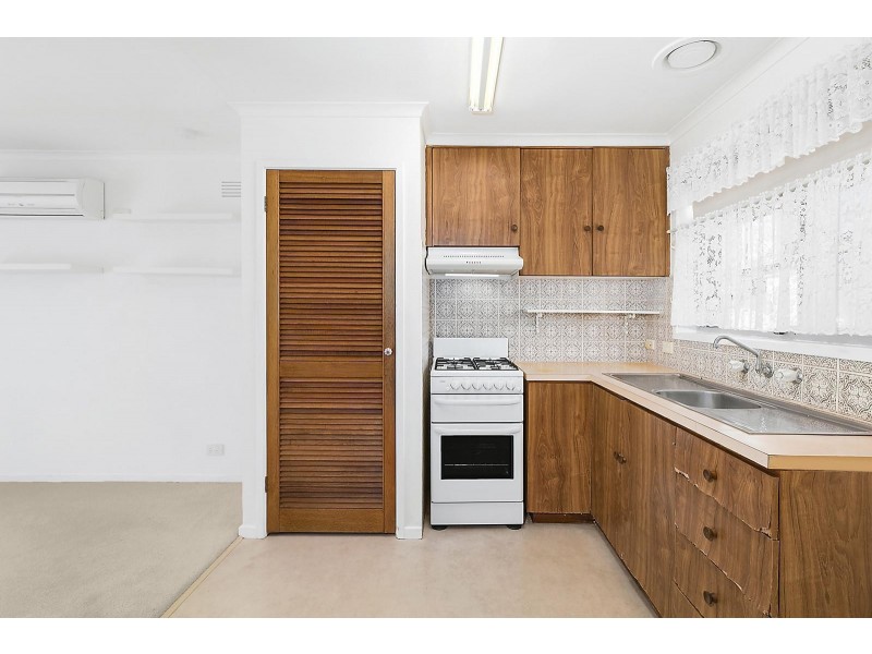 2/15 Bostock Avenue, Manifold Heights VIC 3218