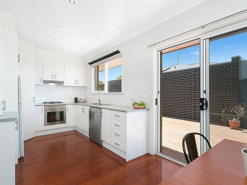 1/70 Ruhamah Avenue, Bell Post Hill VIC 3215