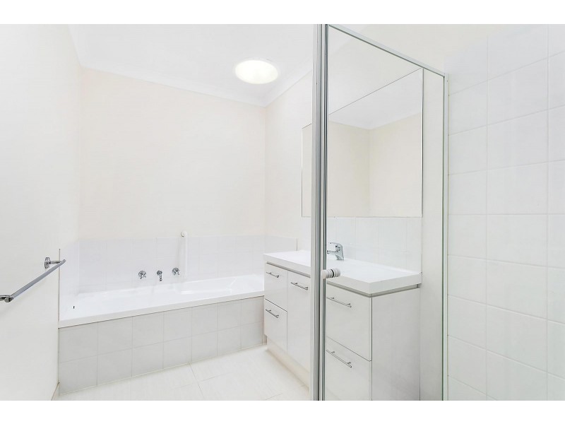 1/156 Church Street, Hamlyn Heights VIC 3215