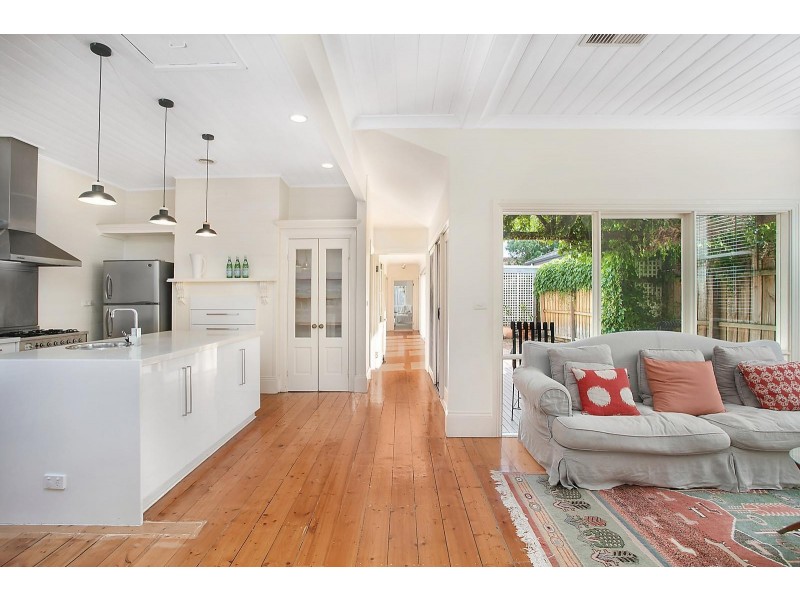 2/4 Percy Street, Newtown VIC 3220