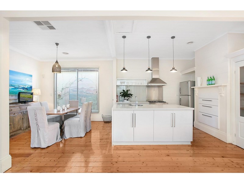 2/4 Percy Street, Newtown VIC 3220