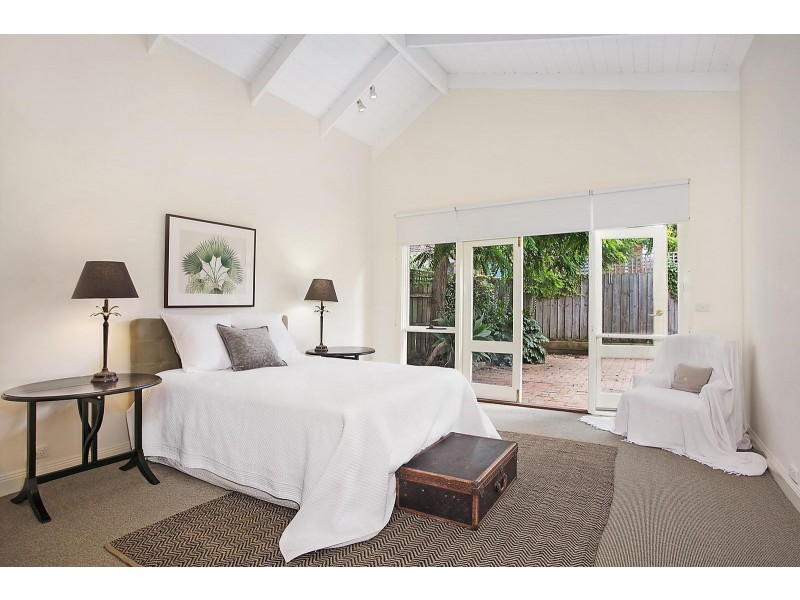 2/4 Percy Street, Newtown VIC 3220