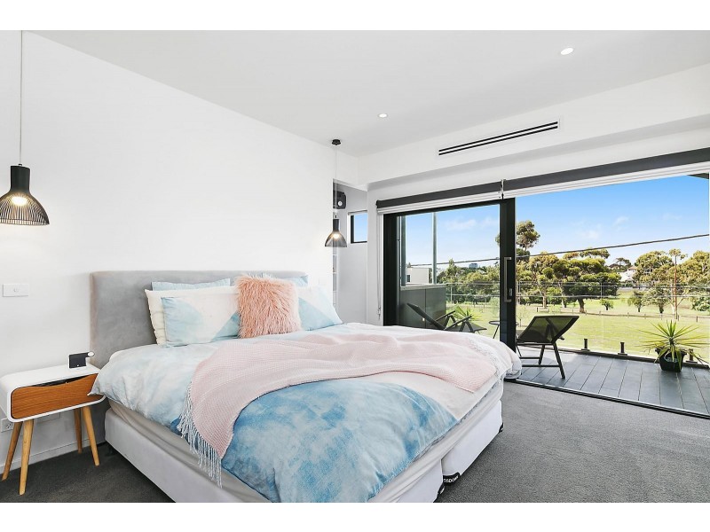1/1 Liverpool Street, Rippleside VIC 3215