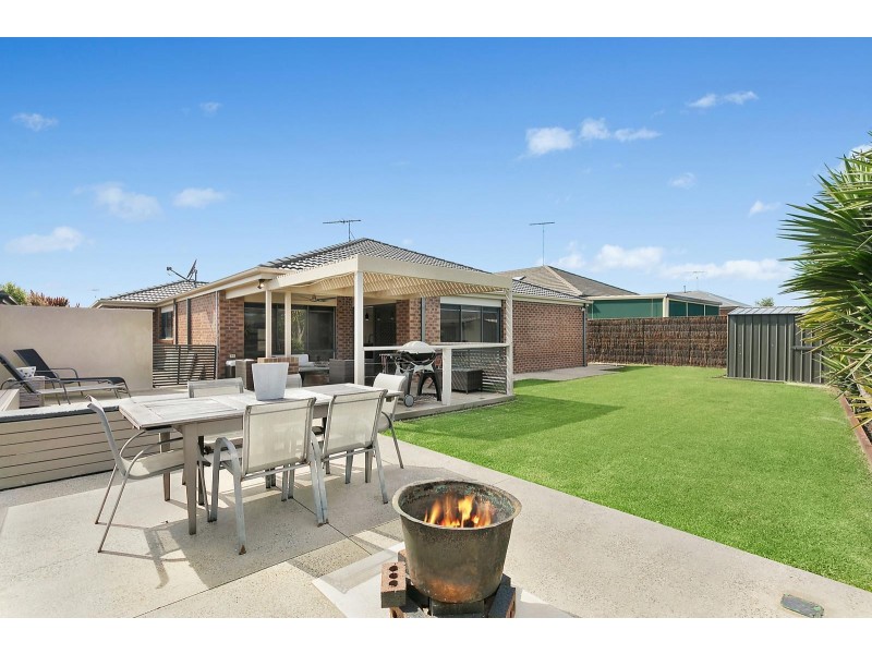 17 Curtain Drive, Leopold VIC 3224