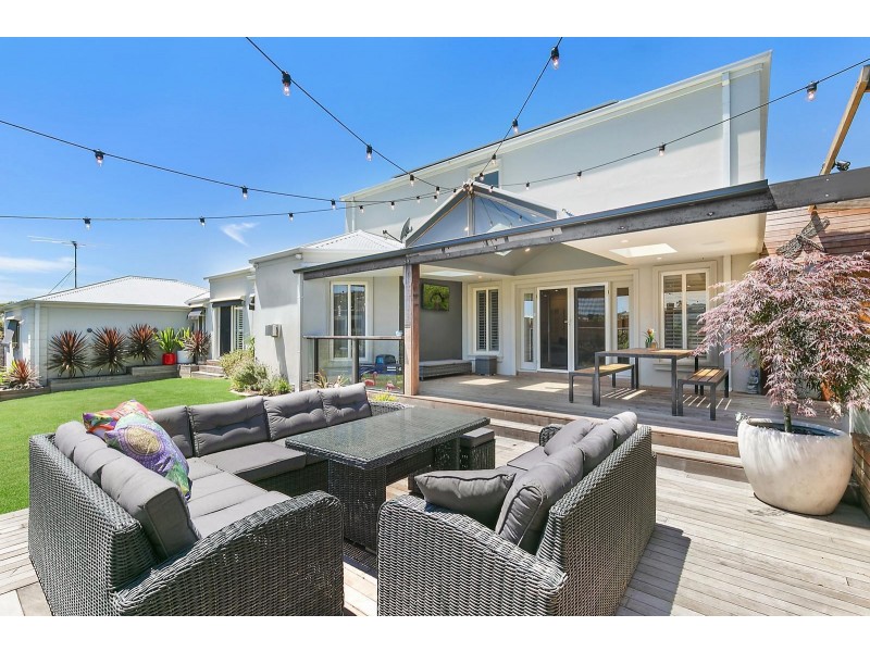 43 Grosvenor Drive, Wandana Heights VIC 3216