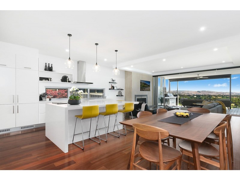 4A Patten Court, Newtown VIC 3220