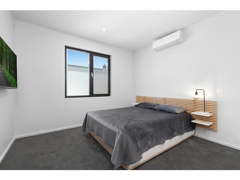 73 Highland Way, Highton VIC 3216