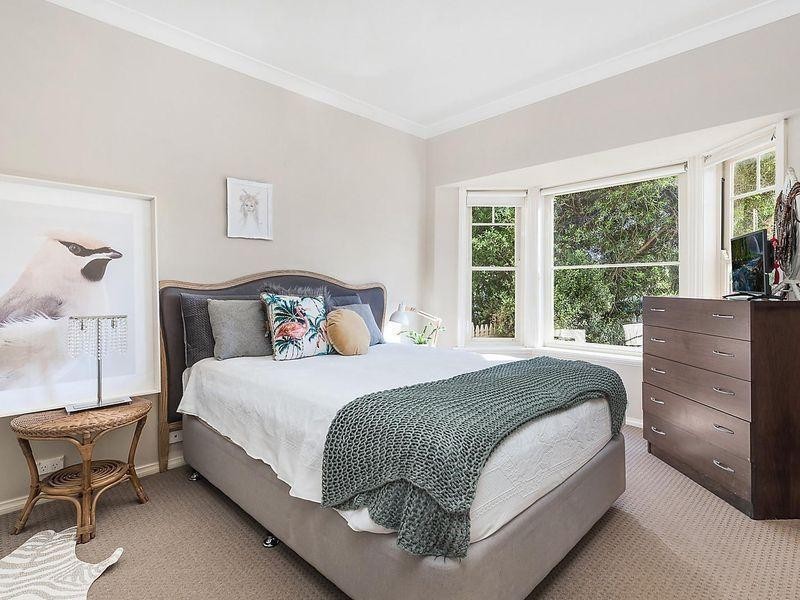 81 Augustine Drive, Highton VIC 3216