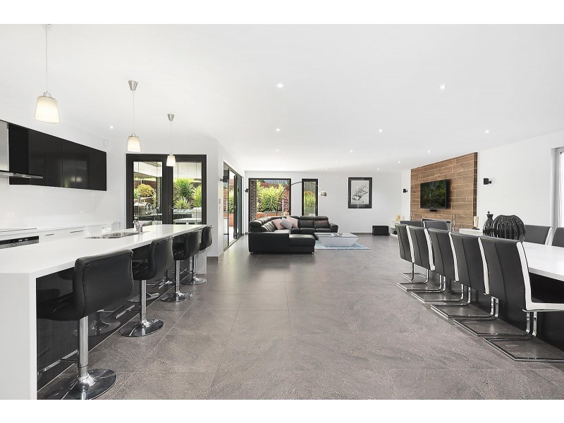 46 Victory Way, Highton VIC 3216