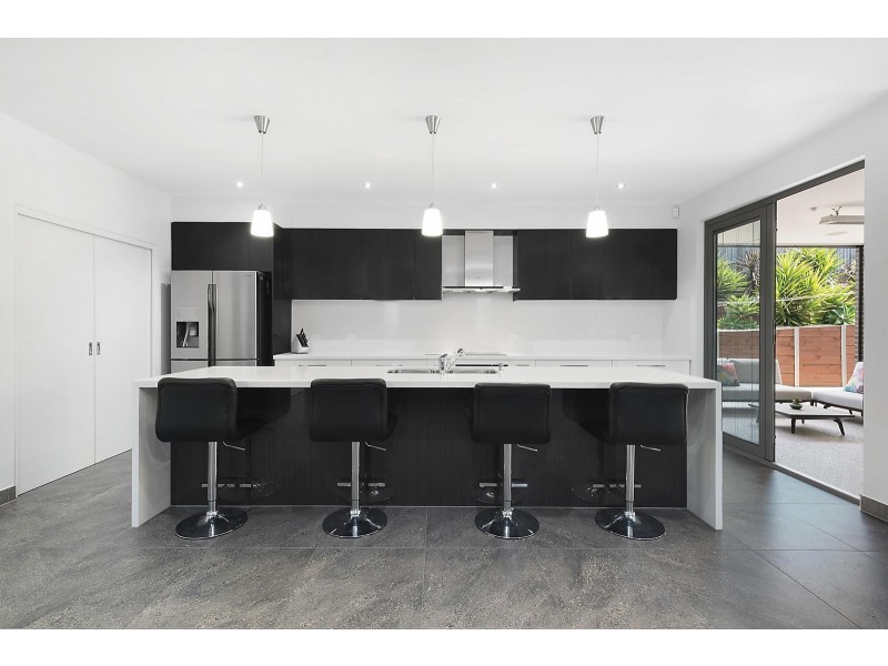 46 Victory Way, Highton VIC 3216