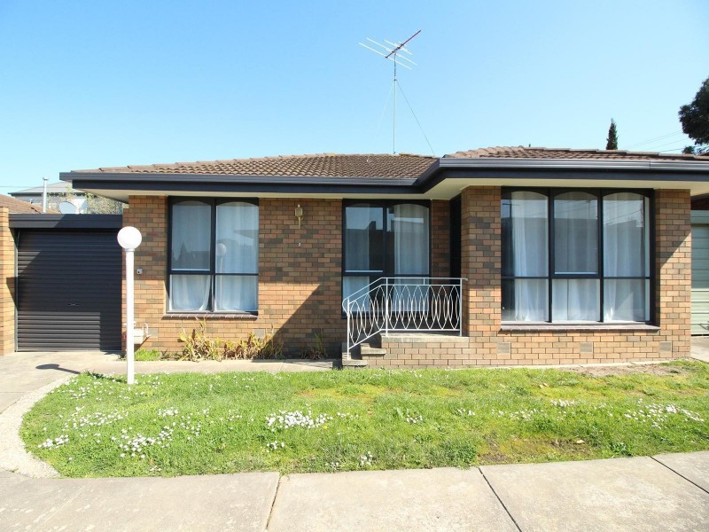 3/299 Autumn Street, Newtown VIC 3220