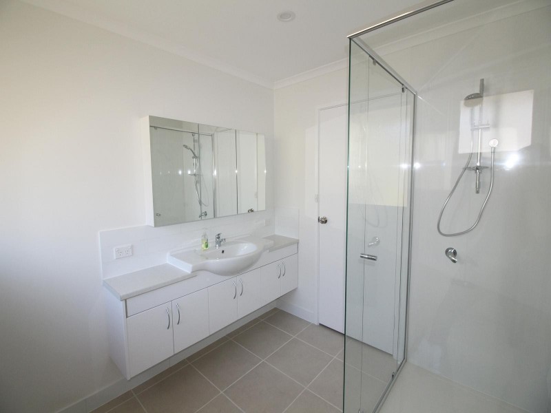 3/299 Autumn Street, Newtown VIC 3220