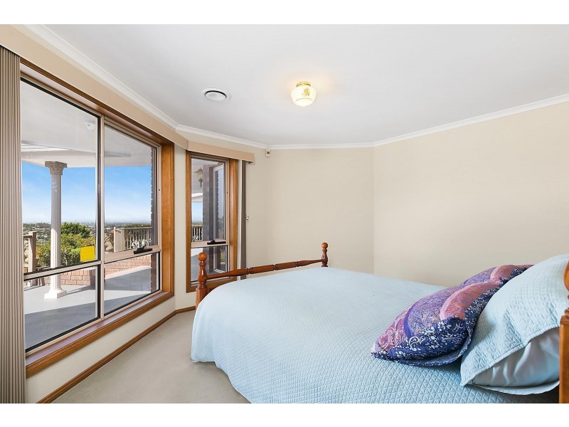 18 Grosvenor Drive, Wandana Heights VIC 3216