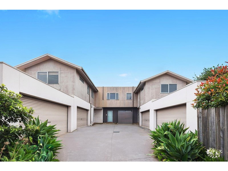 2/67 Sydney Parade, Geelong VIC 3220