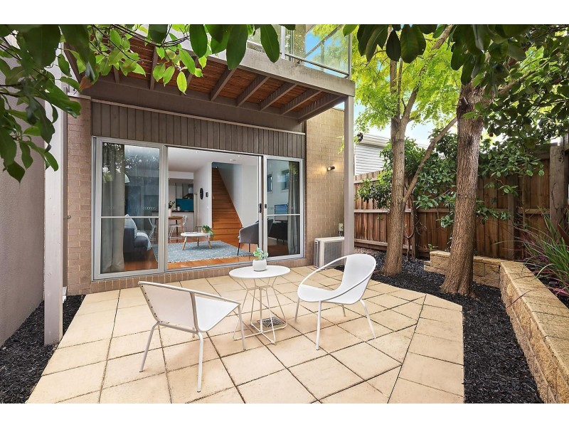 2/67 Sydney Parade, Geelong VIC 3220